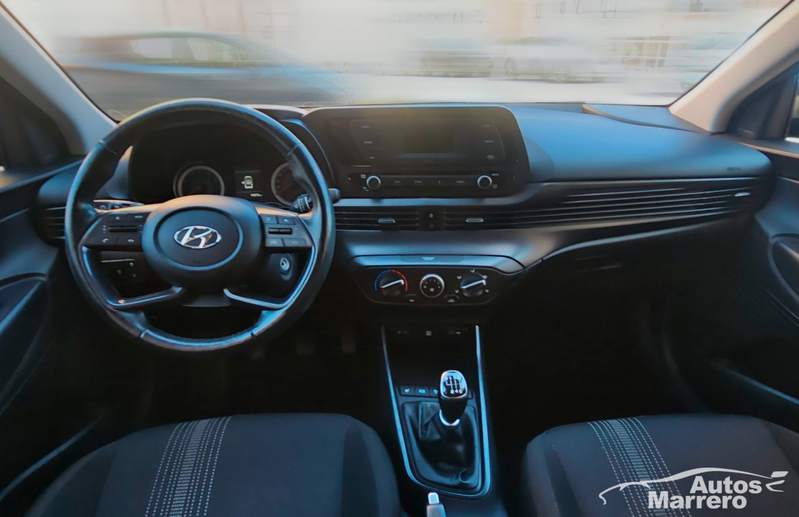 Vehículo ocasión Hyundai i20 detalle interior