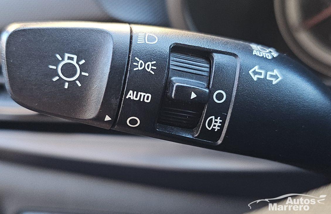 Vehículo ocasión Hyundai i20 detalle interior