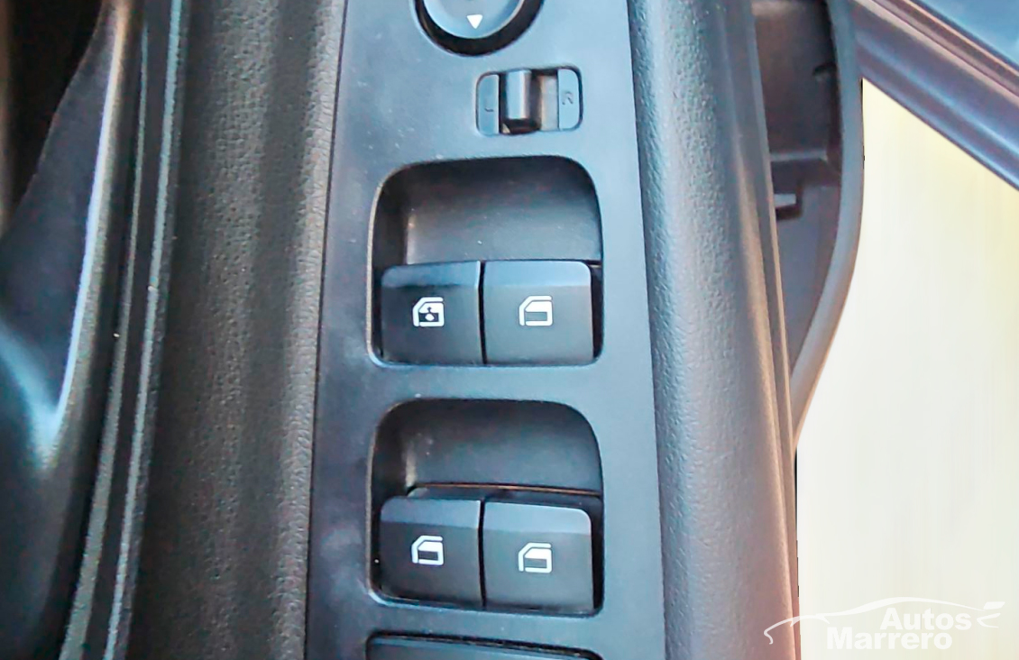 Vehículo ocasión Hyundai i20 detalle interior