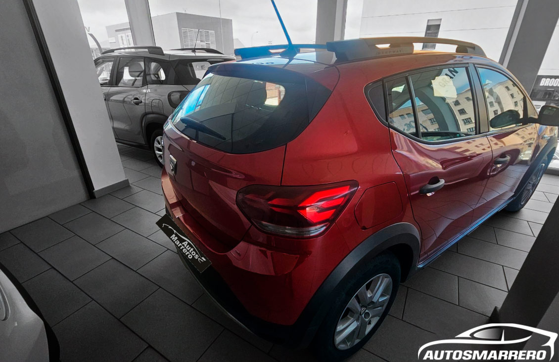 DACIA SANDERO STEPWAY 0.9 TCE 90CV ESSENTIAL trasero derecha