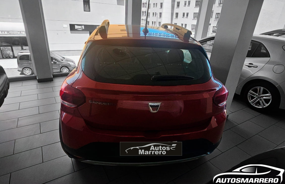 DACIA SANDERO STEPWAY 0.9 TCE 90CV ESSENTIAL trasero