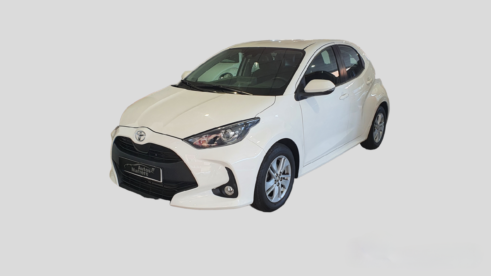 Vehículo ocasión Toyota Yaris vista lateral trasera