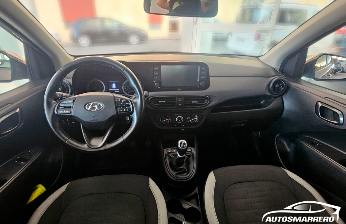 HYUNDAI I10 1.0 MPI 69CV TREND interior