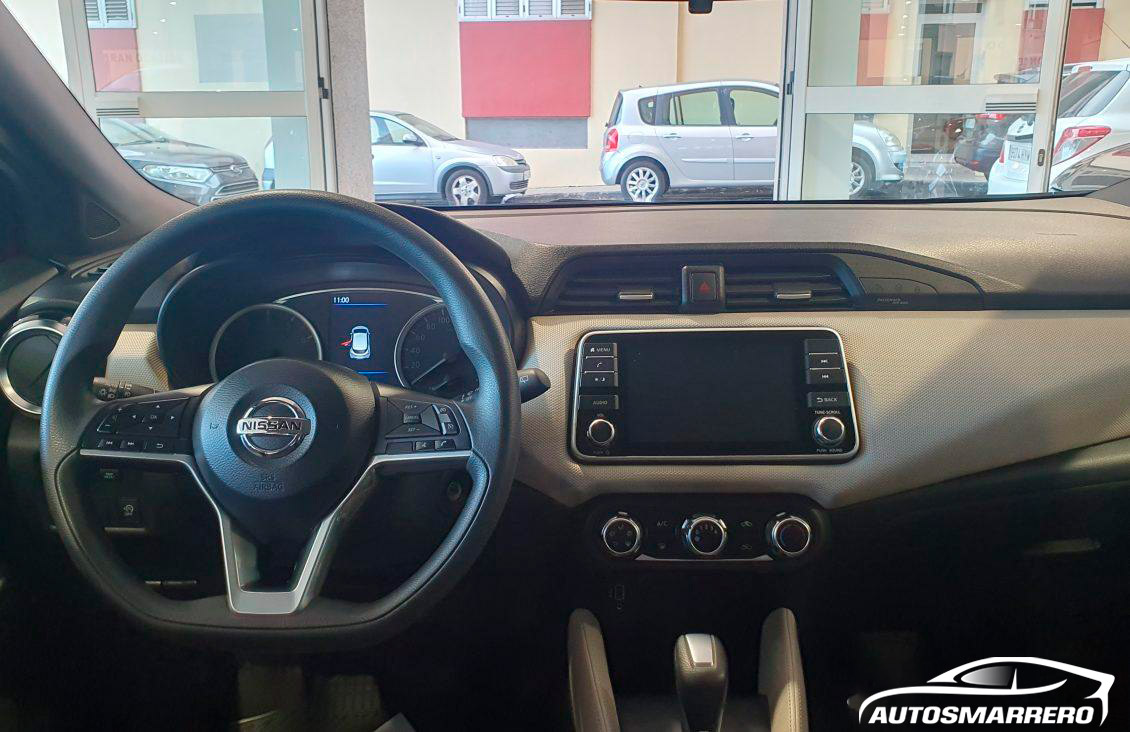NISSAN MICRA 1.0 92CV AUTOMÁTICO volante
