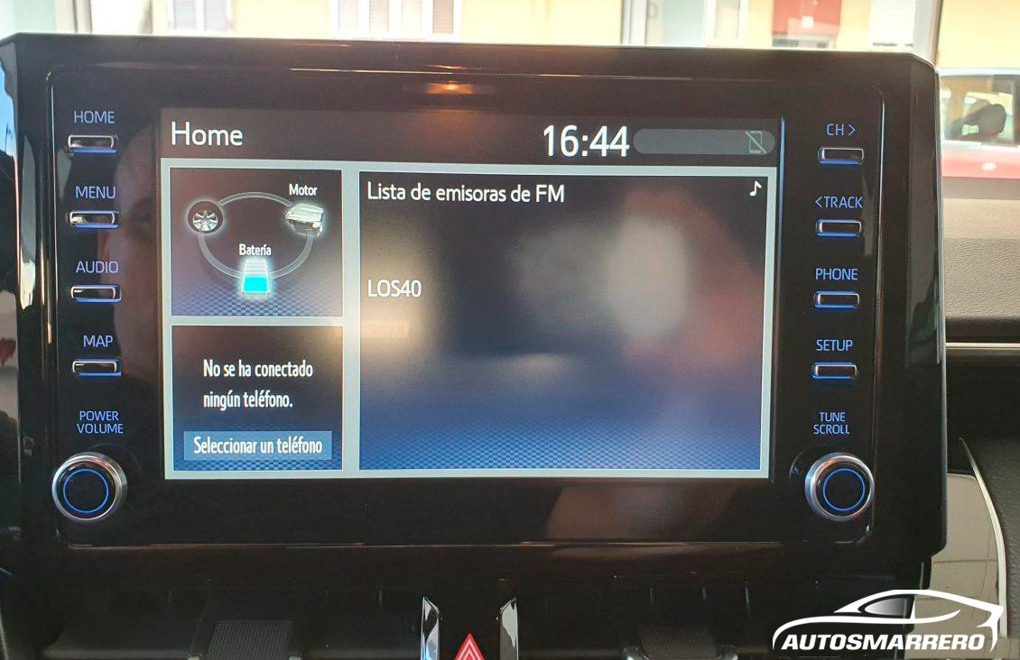 TOYOTA COROLLA 1.8 125H ALISIOS Pantalla
