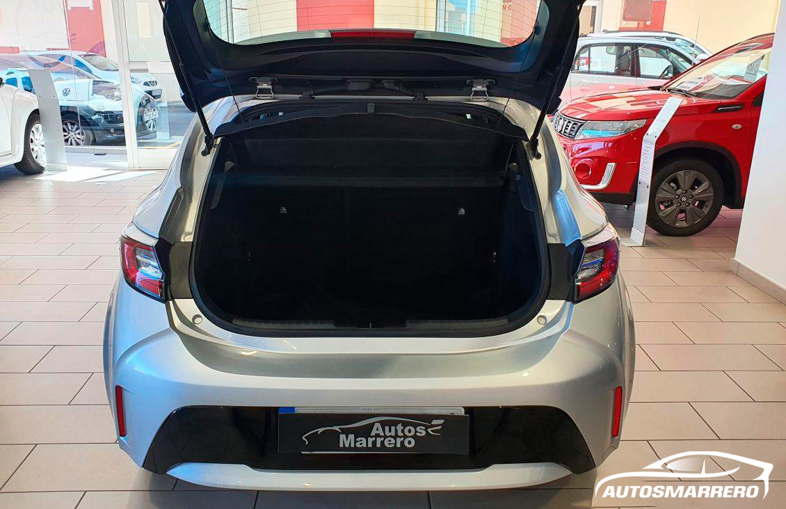TOYOTA COROLLA 1.8 125H ALISIOS maletero