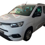 TOYOTA PROACE 1.2 110CV OLIVINA frontal derecho