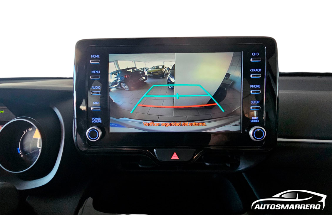 TOYOTA YARIS CROSS 1.5 115CV HI-MOVE pantalla