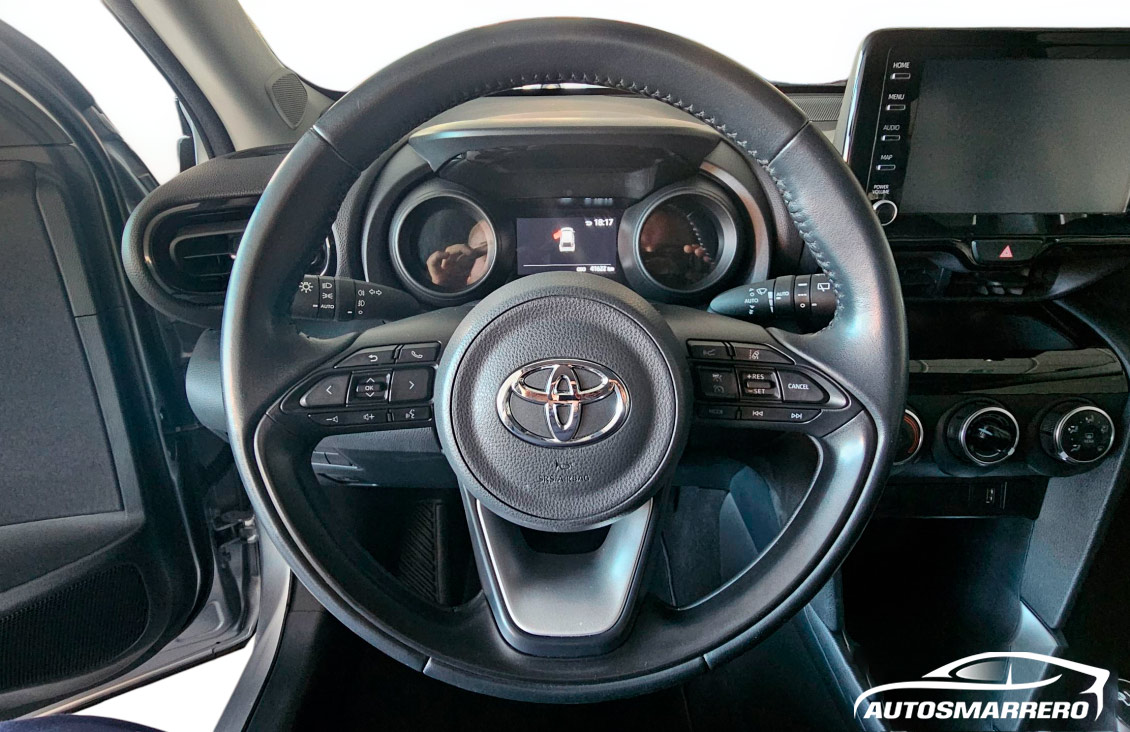 TOYOTA YARIS CROSS 1.5 115CV HI-MOVE volante