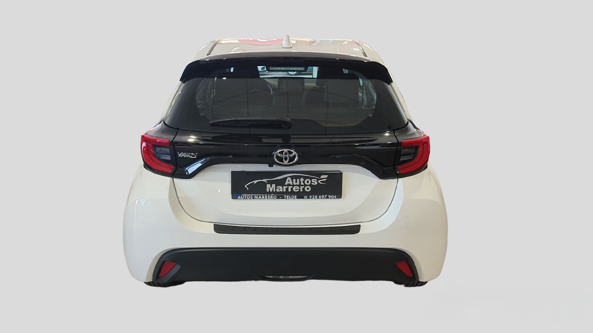 TOYOTA YARIS CROSS 1.5 115CV HI-MOVE trasera