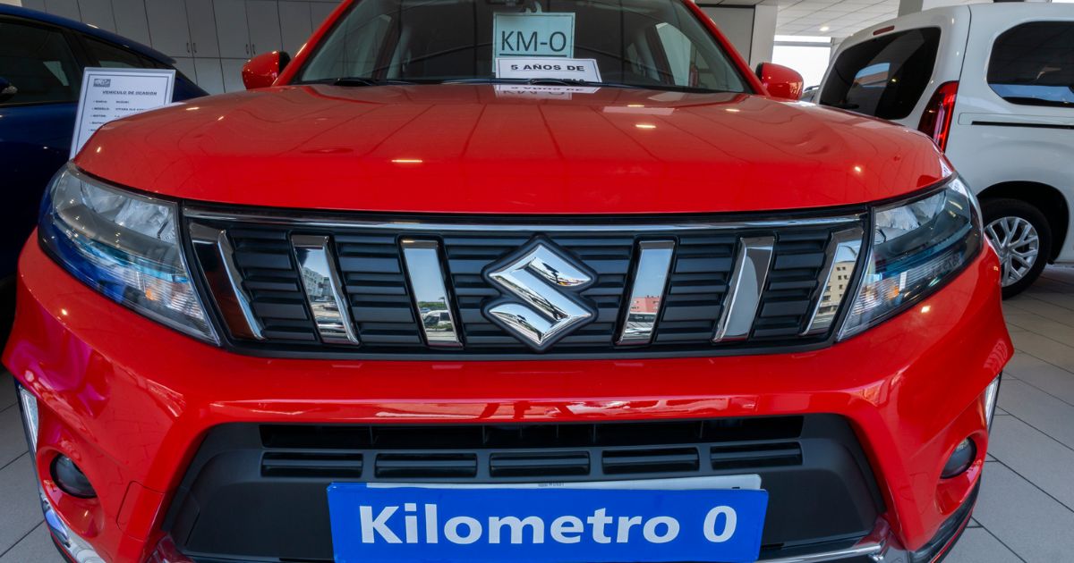 coche rojo con 0 kilometros - autos marrero