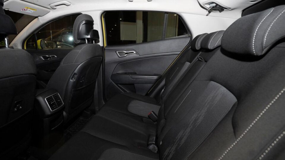 interior de coche kia- autos marrero