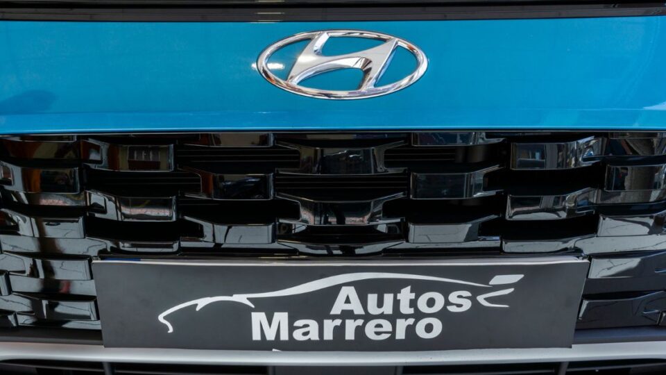 matricula de coche azul con nombre - autos marrero